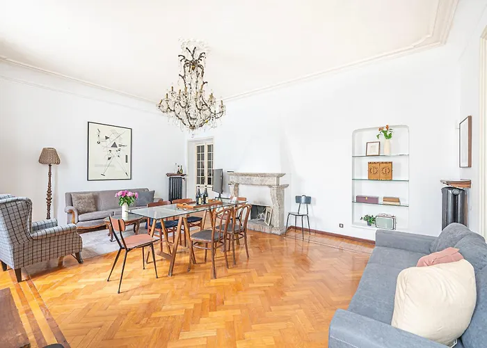 Luxury Lucrezio