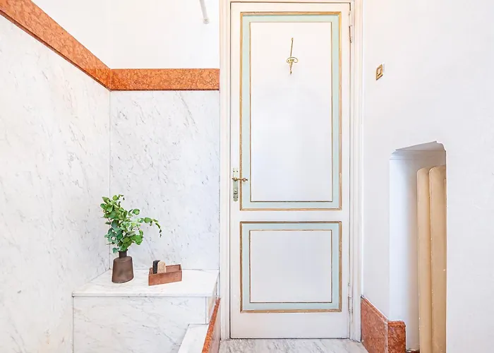 Luxury Lucrezio