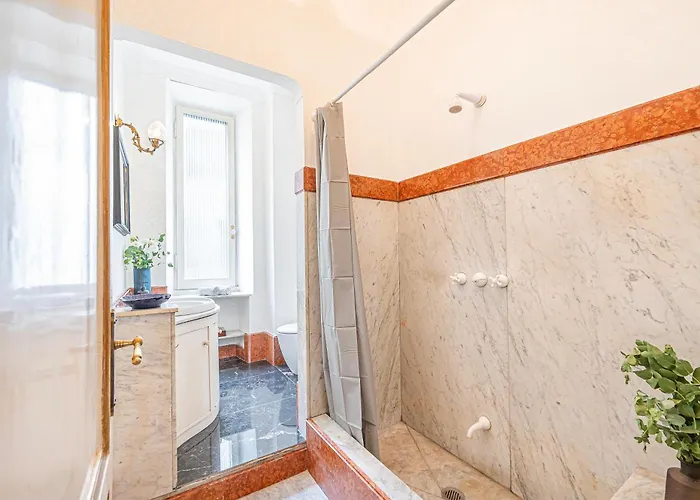 Luxury Lucrezio * Rome